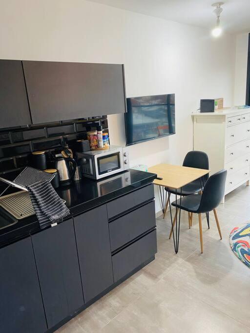 Lovely Flat In The Center 36 Apartman Tel-Aviv Kültér fotó